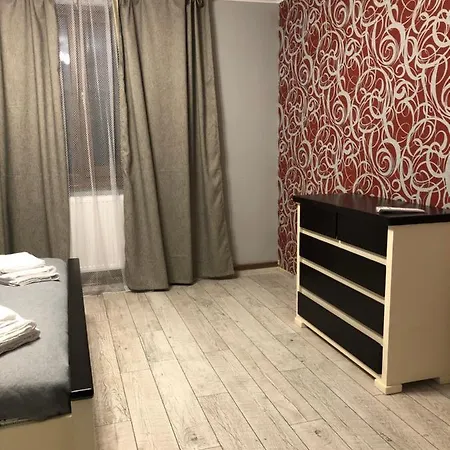 Lodge Mountain Tukhlya